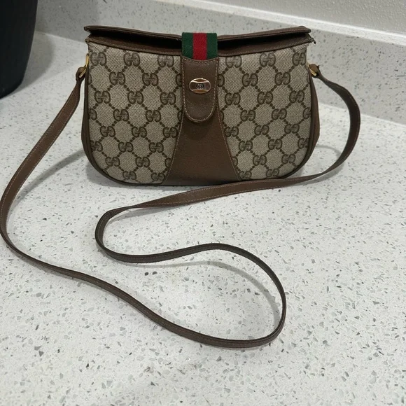 Vintage Gucci Bag - Picture 9 of 13